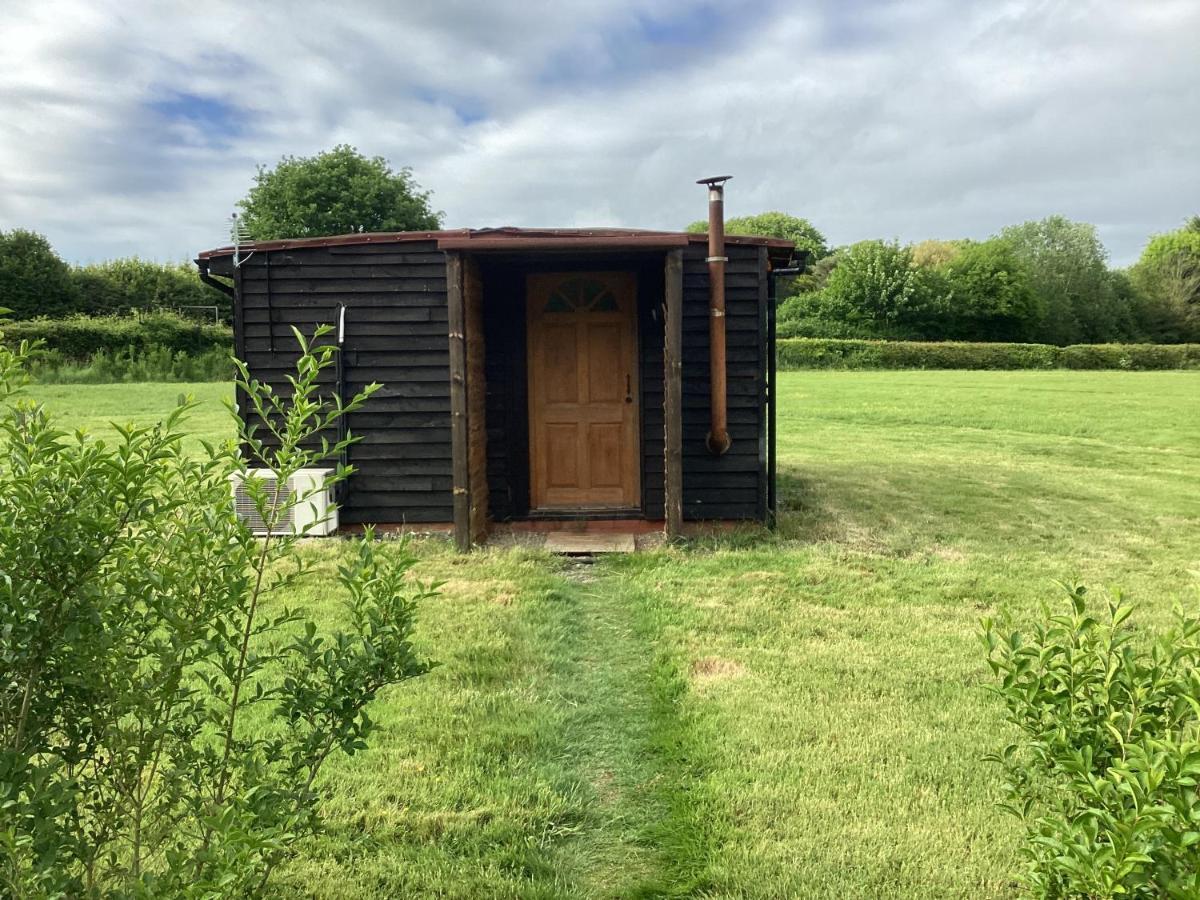 Vigo Retreat Cabin 3 Sevenoaks Exterior photo